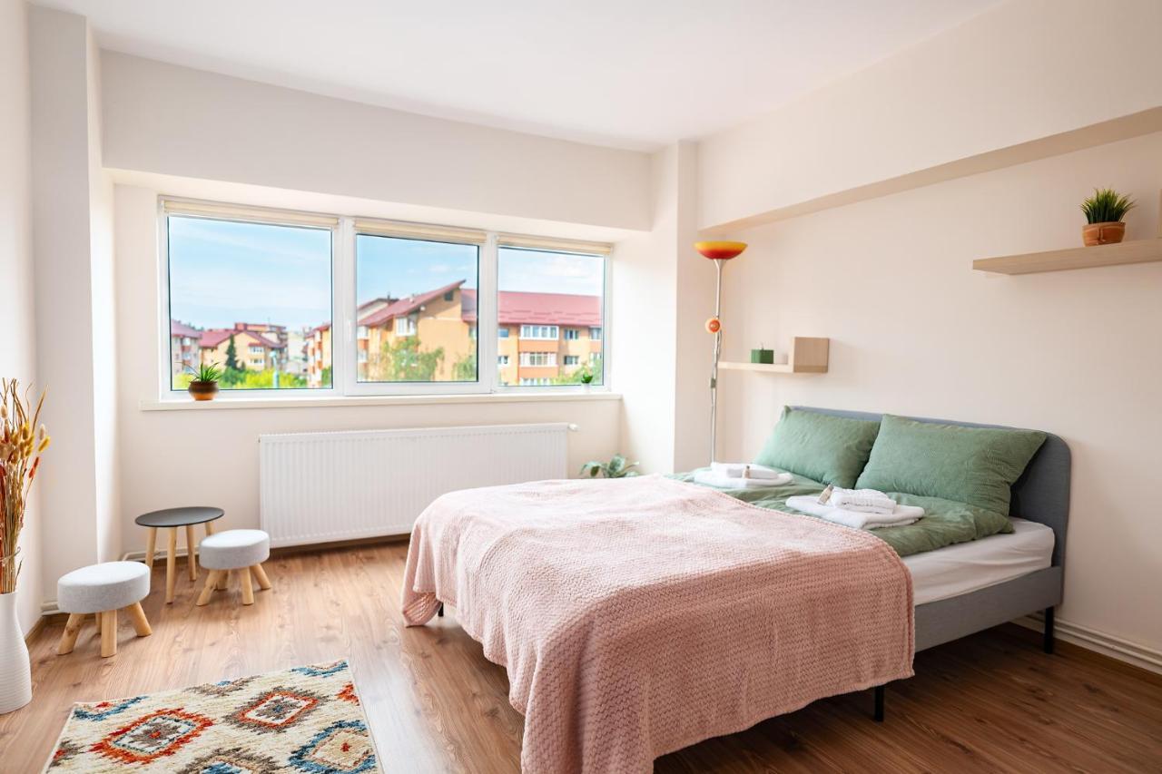 Metropolitan Wildscape View Apartment Brasov Exterior photo