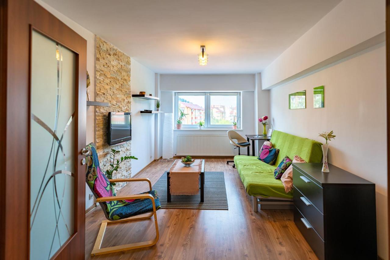 Metropolitan Wildscape View Apartment Brasov Exterior photo